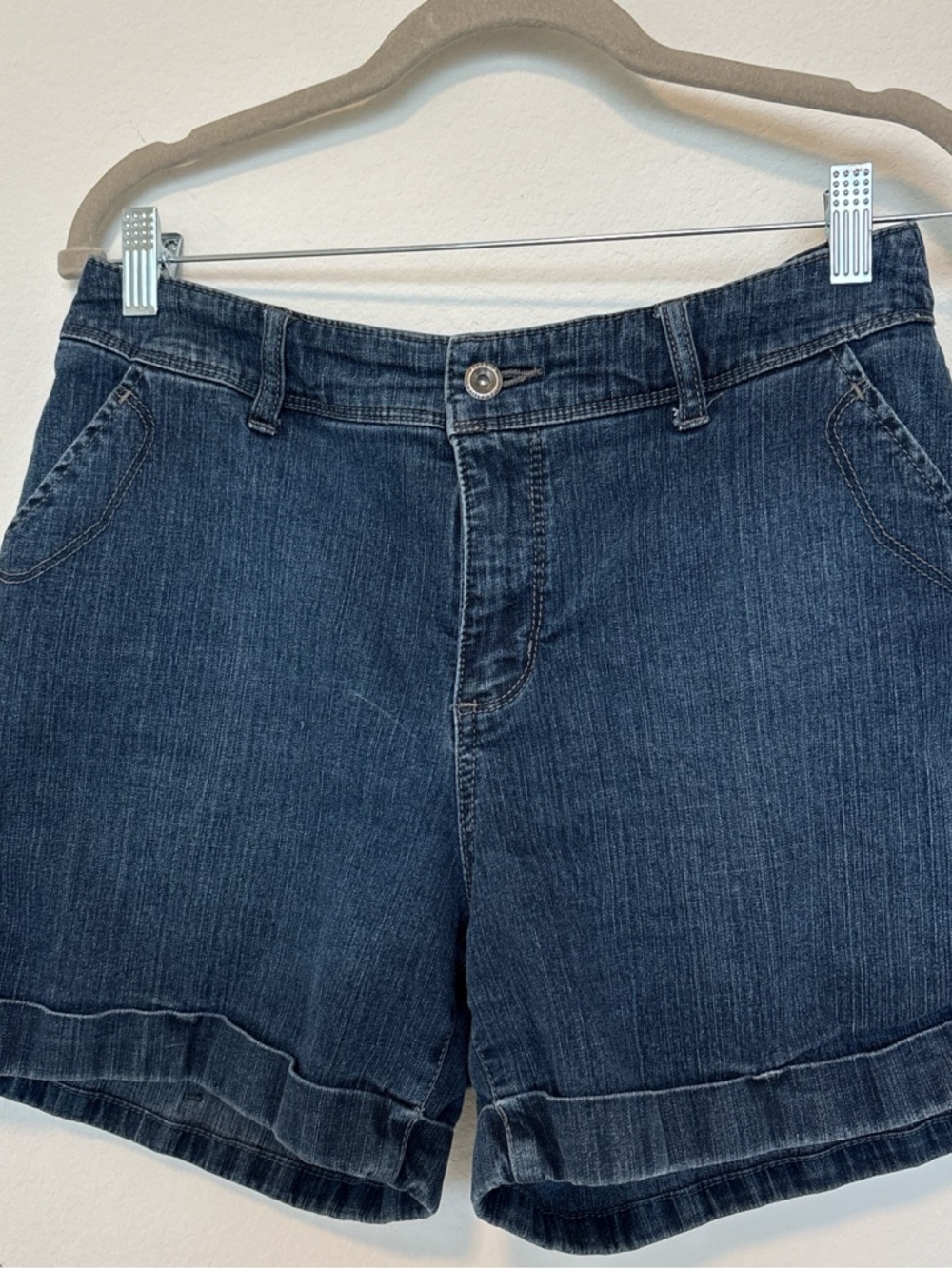 Classic Dark Blue Denim Women's Shorts with Rolled Hem